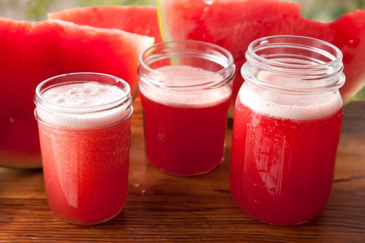 Αν έχετε φλούδες από καρπούζι, έχετε έναν θησαυρό: 5 τρόποι για να τις αξιοποιήσετε στο σπίτι